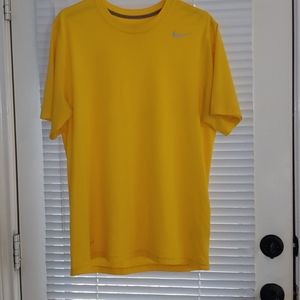 Nike dri-fit mens t-shirt